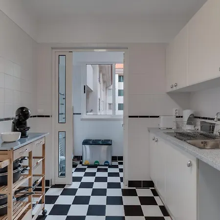 Nest شقة فونشال