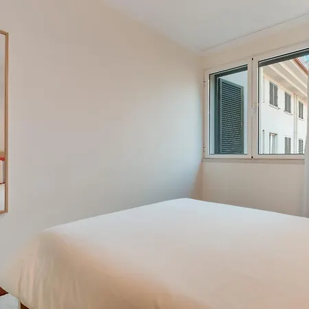 Nest * フンシャル