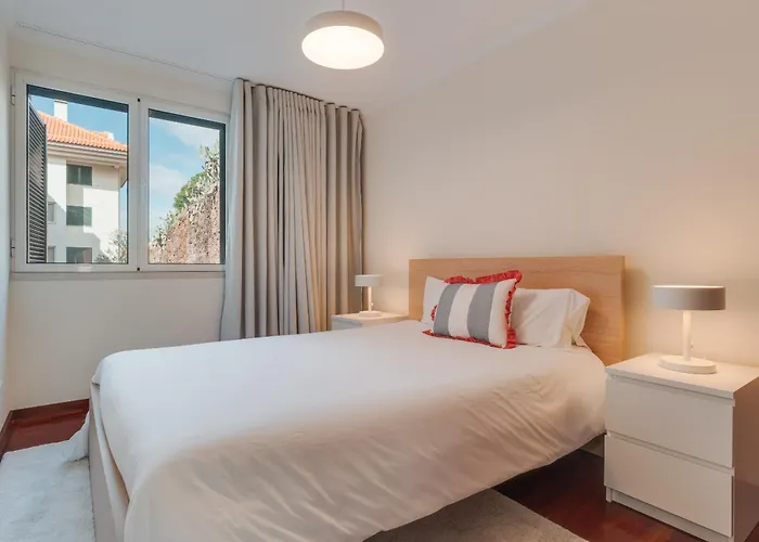 Nest 아파트 푼샬